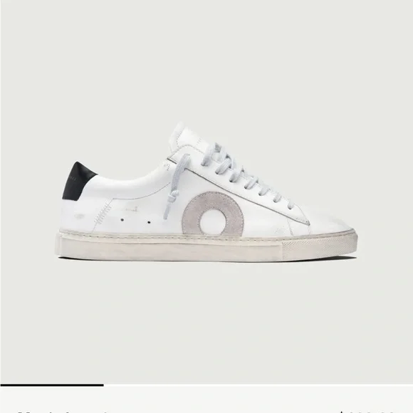 Oliver Cabell White and Black Sneakers - Picture 5 of 6